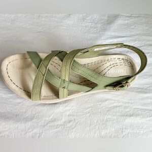 Merrell Momentum Agave Strappy Mosstone Green Leather Sandals Womens Size 10